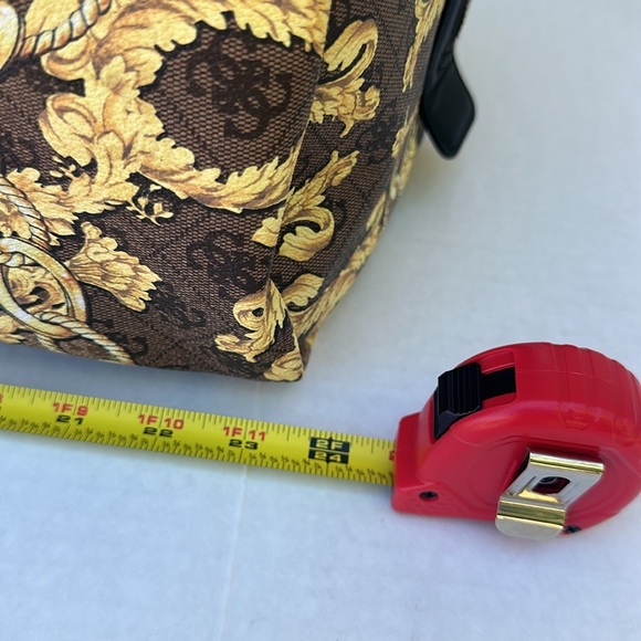 New GUESS  Large Travel bag - Picture 11 of 12